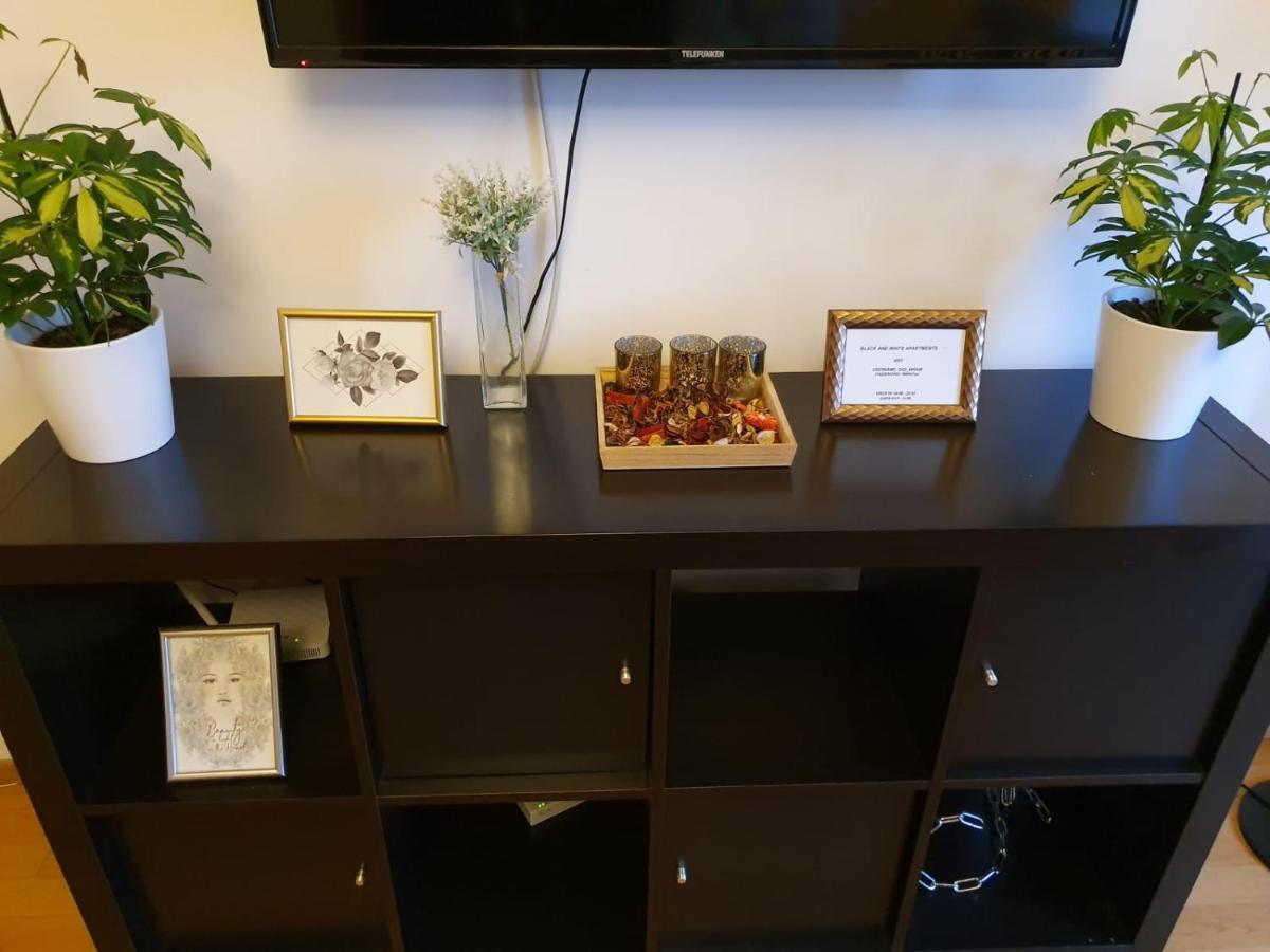 Ultracentral Apartments Bukarest Kültér fotó