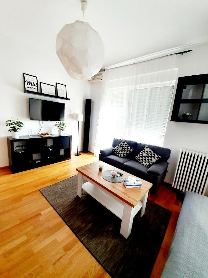 Ultracentral Apartments Bukarest Kültér fotó
