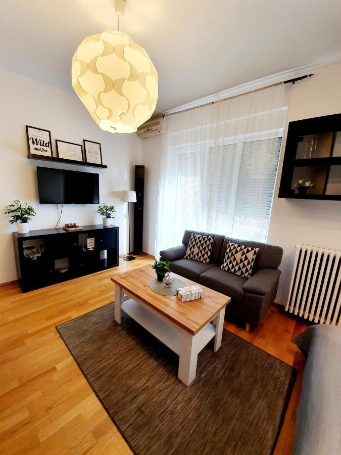 Ultracentral Apartments Bukarest Kültér fotó