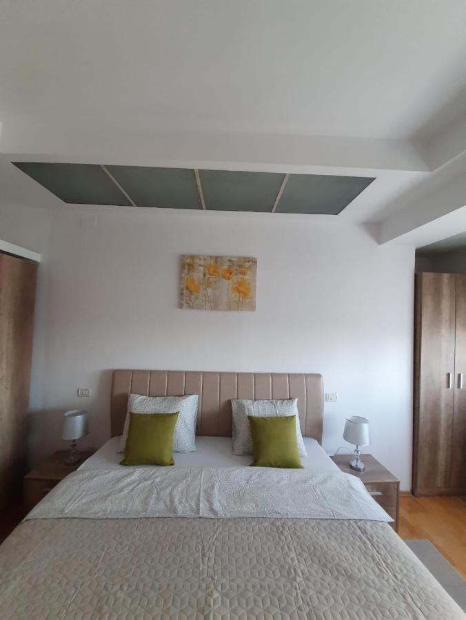 Ultracentral Apartments Bukarest Kültér fotó